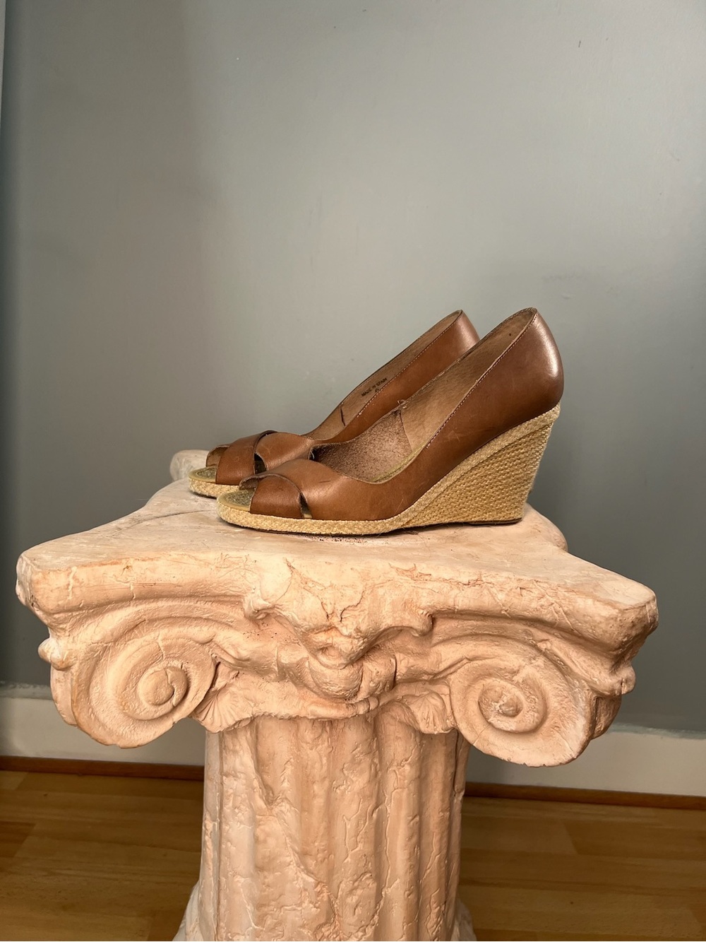 Stunning Brown Leather Peep-Toe Wedge Espadrilles from Spain - flaw